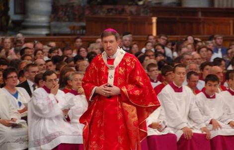 Remise du pallium à Mgr Wintzer Photo Marc Taillebois